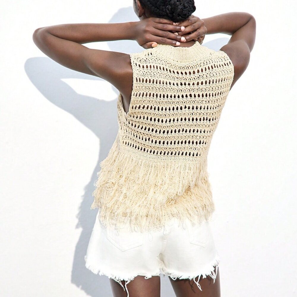 Apricot Casual Women's Sleeveless Crew Neck Fringed Top - Picture 2 of 6